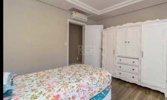 Imagem 7: Casa para venda tem 999 metros quadrados com 6 quartos