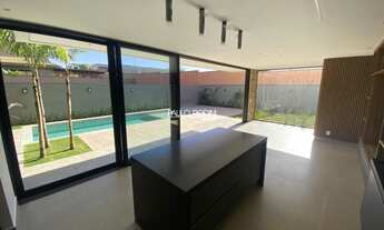 Imagem 2: Casa de condomínio sobrado para venda tem 397 metros quadrados com 4 quartos