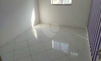 Imagem 5: Apartamento tipo casa- 02 quartos - Cascadura