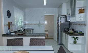 Imagem 6: Casa de 3 Dormitórios na Rua Malie Brenner