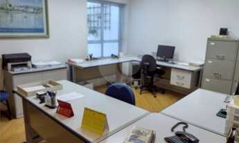 Imagem: Casa na Vila Mariana com 7 salas, 1 vaga