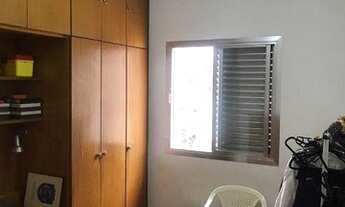 Imagem 2: Casa de 3 Dormitórios na Rua Carlos Tiago Pereira