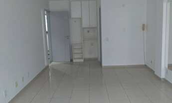 Imagem 2: Centro comercial para venda com 32 metros quadrados em Ingá - Niterói - RJ