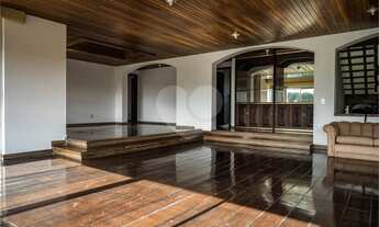 Imagem 5: Cobertura duplex com 800m² em área privilegiada