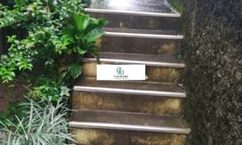 Imagem 3: Apartamento de 02 quartos com área privativa de fundos no bairro Copacabana