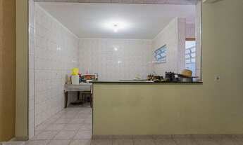 Imagem 6: Casa de 4 Dormitórios na Rua Armando Ennio Lona