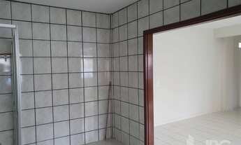 Imagem 6: Apartamento á venda com 3 dormitórios no centro de Balneário Camboriú