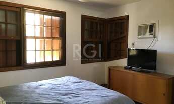 Imagem 2: Casa em condomínio com piscina privativa - Vila Assunção - Porto Alegre/RS