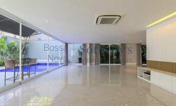 Imagem 2: Casa de condomínio em localização privilegiada