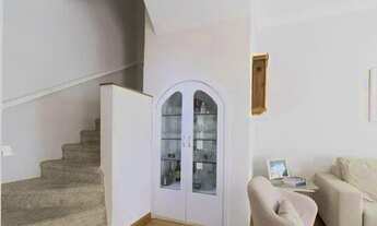 Imagem 4: Casa de 4 Dormitórios na Rua Doutor José Maria do Vale