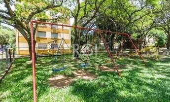 Imagem 2: Apartamento de 03 dormitórios, sala, cozinha, banheiro. Condomínio com salão de festas, p