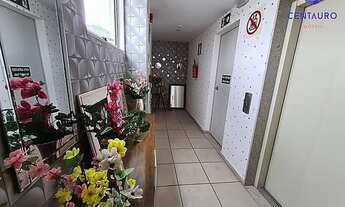 Imagem 3: Ref.: 2233 - Excelente apartamento no Centro,2 quartos com 1 suíte no coração da cidade!