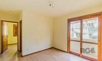 Imagem 3: Apartamento de 1 dormitório e sacada na Cidade Baixa desocupado