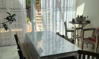 Imagem 3: Casa para venda possui 650 metros quadrados com 4 quartos em Chácara das Pedras - Porto Al