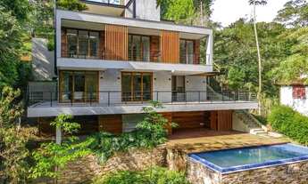 Imagem 3: Cód.: 425 - Modernidade arquitetônica e contato com a natureza em Itaipava