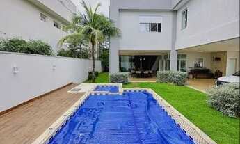 Imagem 2: Casa de condomínio sobrado para venda possui 482 metros quadrados com 4 quartos