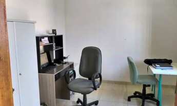 Imagem 6: Vendo ou troco casa ? por carro ? de menor valor