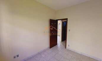 Imagem 7: Casa com quintal sendo 3 quartos 01 vaga de garagem no Bairro Eldorado