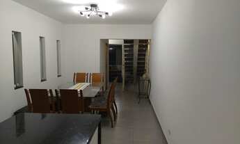 Imagem 2: Sobrado para venda possui 289 metros quadrados com 5 quartos