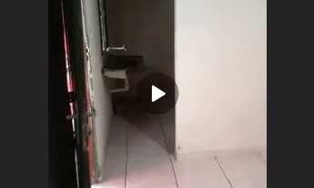 Imagem: Alugo barracão, entrada coletiva