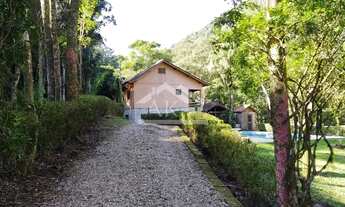 Imagem: Chácara com fundos para arroio à venda