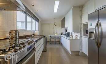 Imagem 6: Apartamento à venda em Campo Grande com 233 m², 3 quartos, 3 suítes, 4 vagas