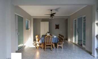 Imagem 4: Sobrado 5 dormitórios, sendo 2 suítes. Bairro Ponta da Praia - Santos - SP