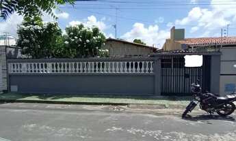 Imagem: Casa para aluguel possui 320 metros quadrados