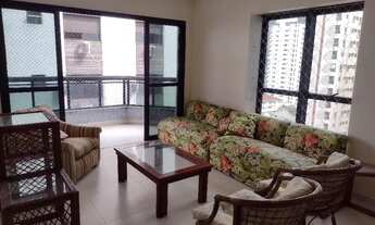 Imagem 4: Praia das Pitangueiras / 03 dormitórios com varanda / 02 vagas