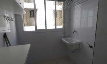 Imagem 5: Apto aluguel, 70 metros2, 2 quartos, armários quarto da suíte, banheiros, cozinha e área d