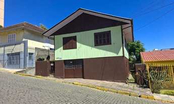 Imagem: Casa mista a venda em Caxias do Sul, bairro