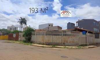 Imagem 4: QR 112 Ótimo Lote Esquinão 193 com Casa na LAJE 3 Quartos Lado Metrô Escriturada em Samamb