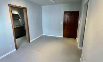 Imagem 5: Apto 02 dorm reformado e vaga de garagem escriturada