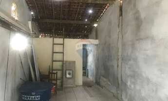 Imagem 2: Casa com 02 quartos no barro duro