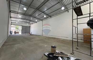 Imagem 3: Galpão Novo 329m² + 70m² de Área Descoberta Vila Bocaina, Mauá Localização Estratégica