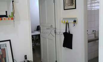 Imagem 4: Oportunidade - Casa Comercial - Residencial - Jardim São Dimas - 2 Dormitórios - 230m²