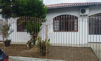 Imagem: Casa 4 Quartos com 1 Suíte e 100m² - Centro