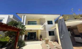 Imagem 3: PRISCILA DUTRA, Lauro de Freitas. Duplex 4 quartos sendo 3 suítes superiores e 1 quarto té