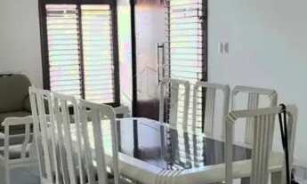 Imagem 5: Imperdível casa medindo 18x24m no Bairro dos estados, muito ampla, arejada e confortável