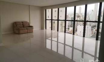 Imagem 3: Ed. Isís Sun Tower no centro de Balneário Camboriú