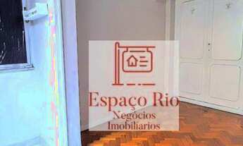 Imagem 5: Apartamento com 2 dormitórios para alugar, 70 m² por R$ 2.400,00/mês - Copacabana - Rio de