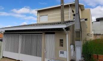 Imagem 2: Sobrado para venda tem 115 metros² com 4 dormitórios