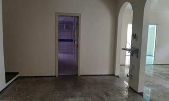 Imagem 6: Alugo casa com 6 quartos no Renascenca