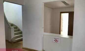 Imagem: Casa de 4 Dormitórios na Rua das Rosas