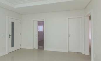 Imagem: Alto padrão na quadra do mar