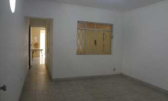 Imagem 2: Casa de 3 Dormitórios na Rua Lima e Silva