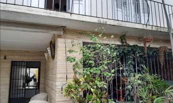 Imagem 3: Casa de 3 Dormitórios na Avenida Ceci