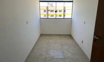 Imagem 5: Apartamento 2 quartos terceiro andar de frente com elevador