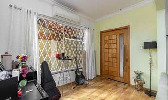 Imagem 4: Casa de 4 Dormitórios na Alameda dos Araés