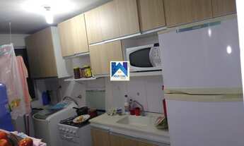 Imagem 4: 2 dormitórios, possui 1 banheiro, sala, cozinha, lavanderia, 1 vaga de garagem e localizad